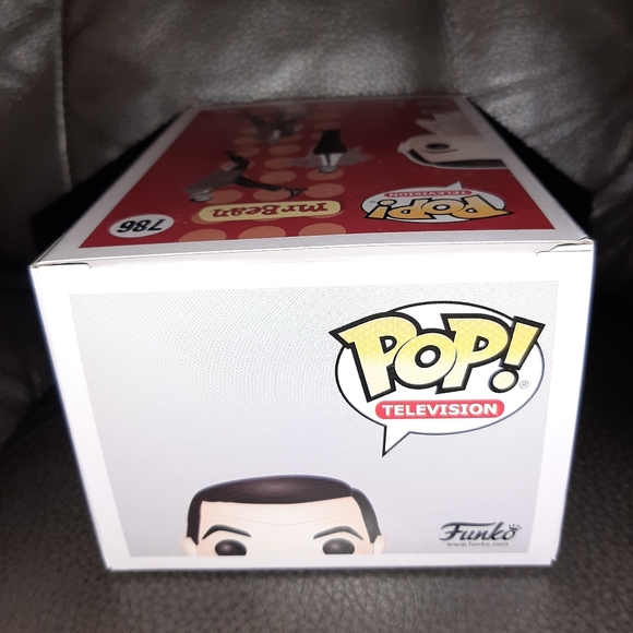 Funko POP! TV Mr. Bean Pajamas Collectible Figure - Picture 4 of 5